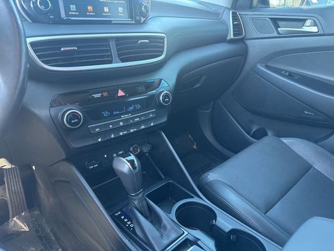 Used 2020 Hyundai Tucson Limited image 19