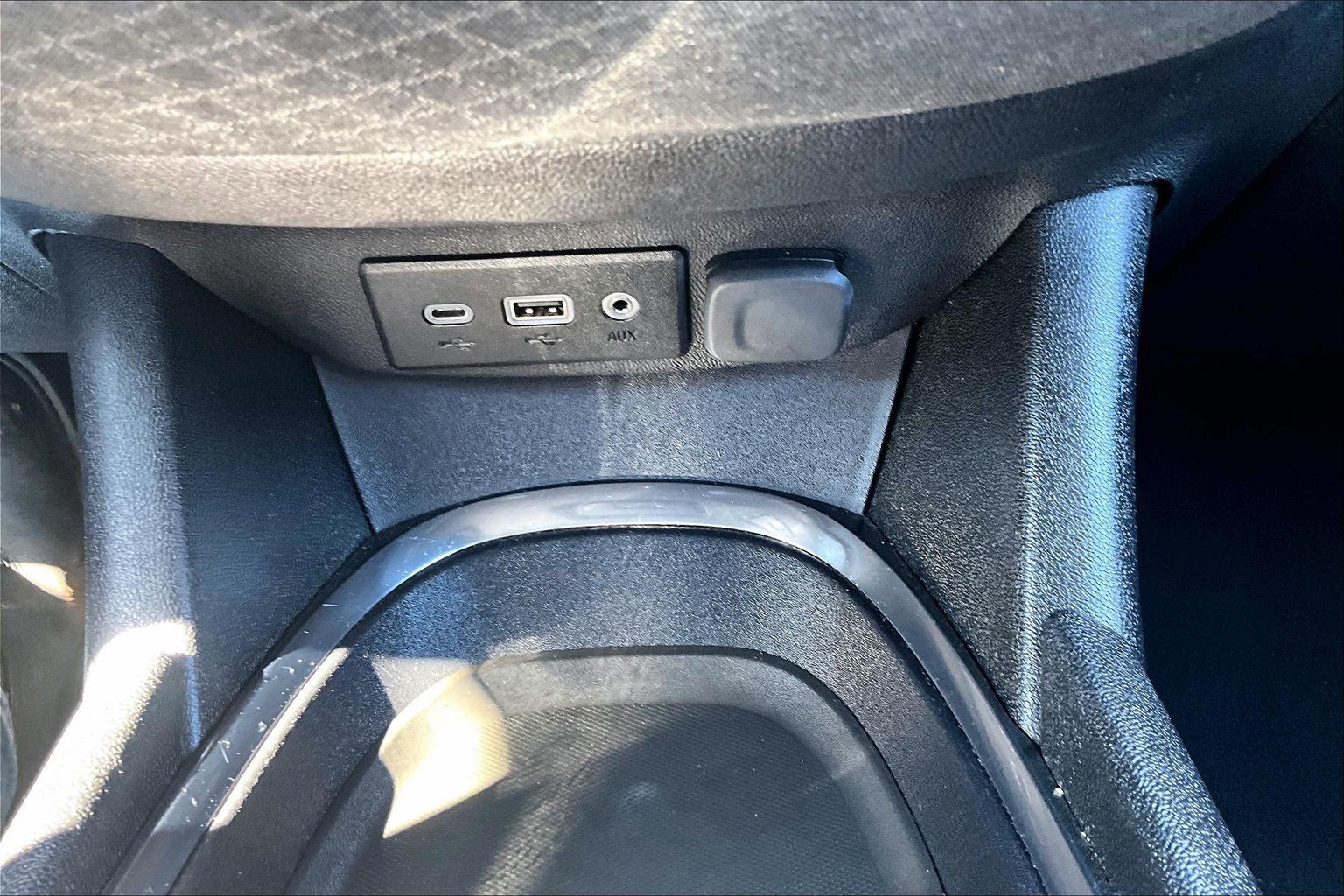 Used 2024 Chevrolet Malibu LT FWD image 18