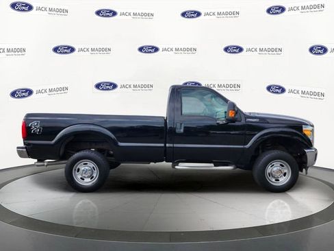 Used 2016 Ford F250 XL w/ XL Appearance Package AWD/4WD image 6