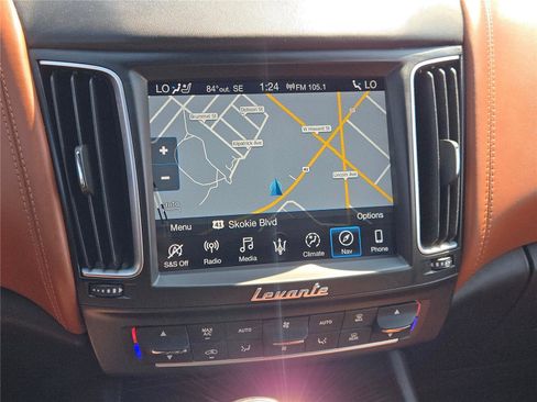 Used 2019 Maserati Levante GranLusso image 29