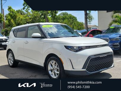 Used 2023 Kia Soul S
