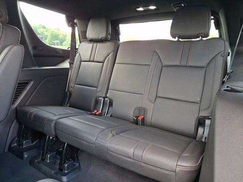 Used 2023 Chevrolet Tahoe RST w/ RST Performance Edition AWD/4WD image 19