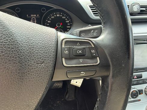 Used 2013 Volkswagen CC Sport FWD image 25