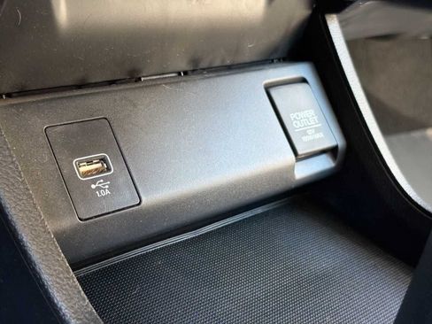 Used 2022 Honda HR-V LX image 24