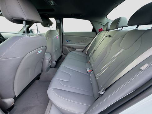New 2026 Hyundai Elantra SEL Sport Premium FWD image 17