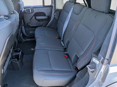 Used 2021 Jeep Wrangler Unlimited Rubicon AWD/4WD image 19