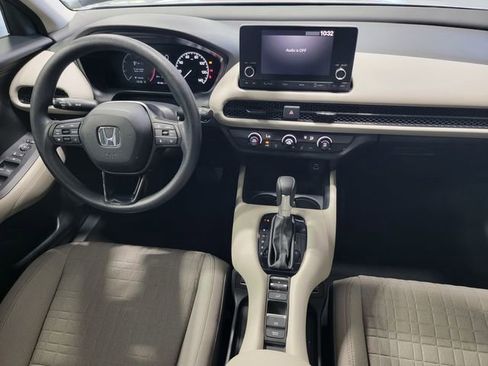 Certified 2023 Honda HR-V LX image 29