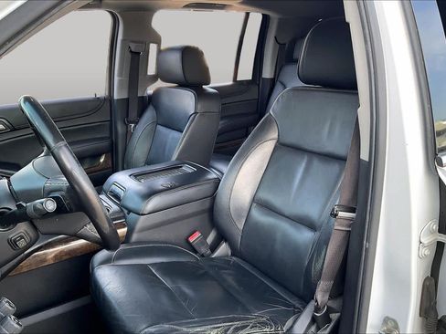 Used 2016 Chevrolet Suburban LT AWD/4WD image 8