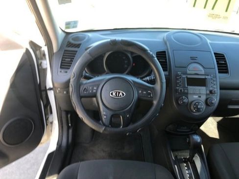 Used 2010 Kia Soul + image 37