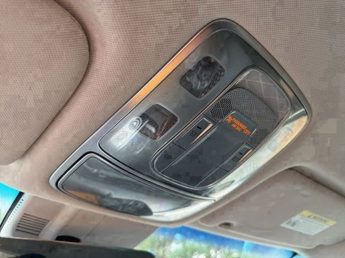 Used 2022 Genesis G80 2.5T image 29