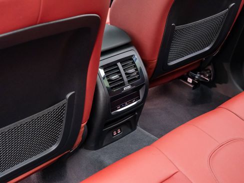 Certified 2024 BMW X3 xDrive30i w/ Premium Package w/ZPA image 17