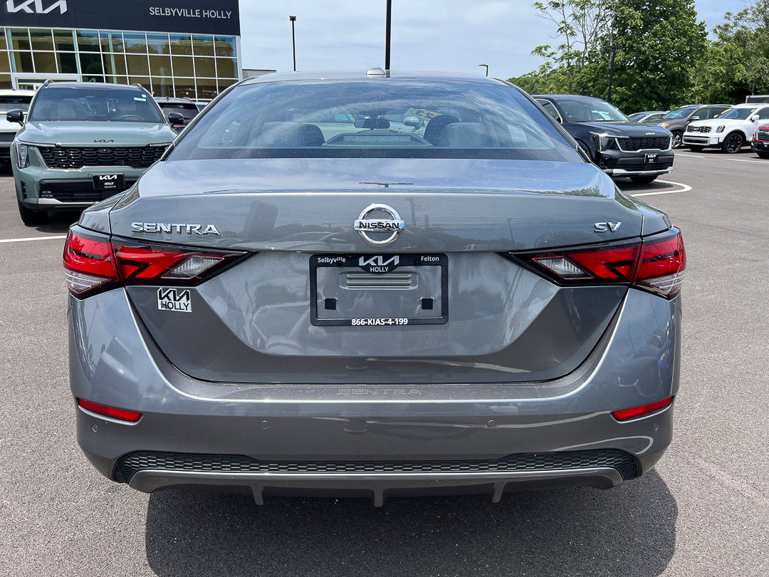 Used 2023 Nissan Sentra SV w/ All-Weather Package FWD image 4