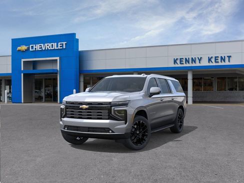 New 2026 Chevrolet Suburban High Country w/ Sun And Tow Package image 8