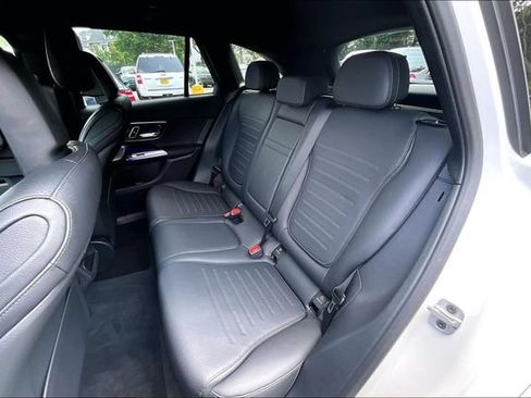 Used 2026 Mercedes-Benz GLC 300 4MATIC image 16