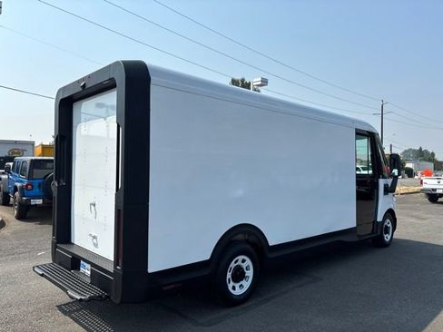 Used 2023 Chevrolet Brightdrop 600 w/ Active Safety Package 2 AWD/4WD image 5