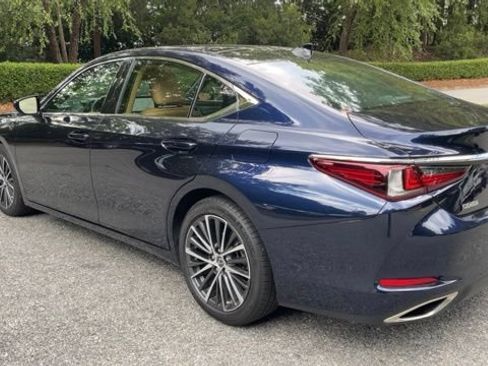 Used 2025 Lexus ES 350 w/ Premium Package FWD image 7