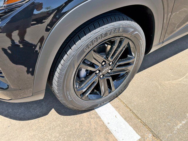 New 2026 Chevrolet Trax ACTIV w/ Driver Confidence Package FWD image 10