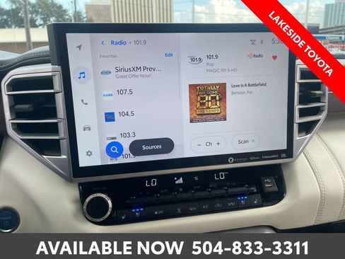 Used 2022 Toyota Tundra Capstone AWD/4WD image 37