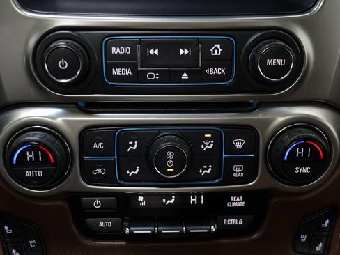 Used 2016 Chevrolet Suburban LTZ image 13