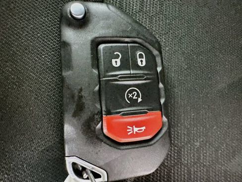 Used 2023 Jeep Wrangler Unlimited Rubicon 4xe w/ Cold Weather Group AWD/4WD image 18