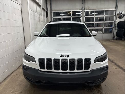 Used 2020 Jeep Cherokee Latitude w/ Quick Order Package 26F North image 4