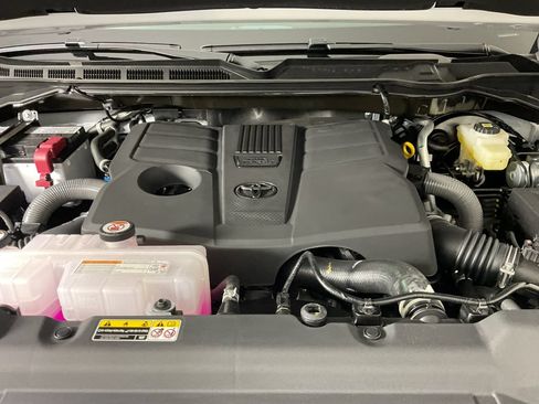New 2026 Toyota Tundra Platinum AWD/4WD image 24
