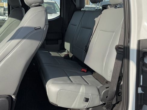 Used 2023 Ford F250 XL w/ XL Chrome Package image 25