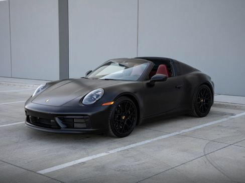 Used 2024 Porsche 911 Targa 4 GTS AWD/4WD image 6