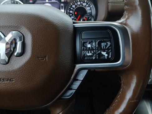 Used 2019 RAM 2500 Laramie AWD/4WD image 25