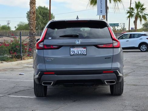 Used 2024 Honda CR-V Sport image 5