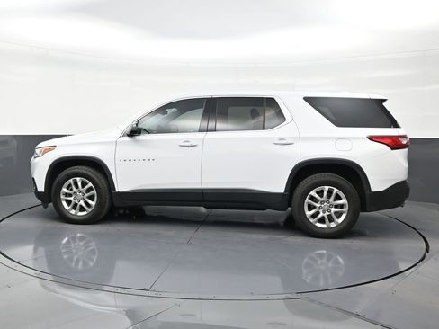 Used 2020 Chevrolet Traverse LS FWD image 2