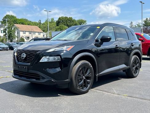 Certified 2023 Nissan Rogue SV w/ SV Premium B Package AWD/4WD image 5