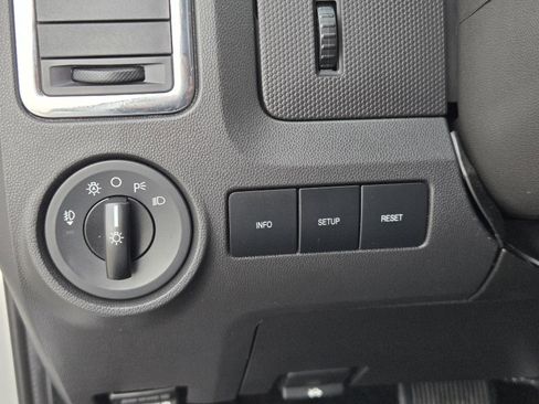 Used 2011 Ford Escape Limited w/ 302A Rapid Spec Order Code image 18