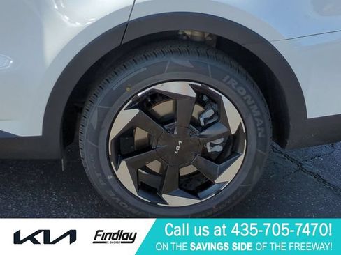 Used 2025 Kia Sorento EX AWD/4WD image 12