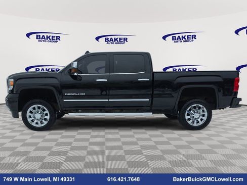 Used 2019 GMC Sierra 2500 Denali w/ Duramax Plus Package image 8