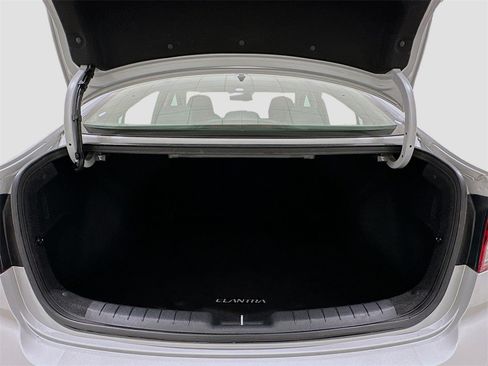 Used 2019 Hyundai Elantra SEL w/ Cargo Package image 25