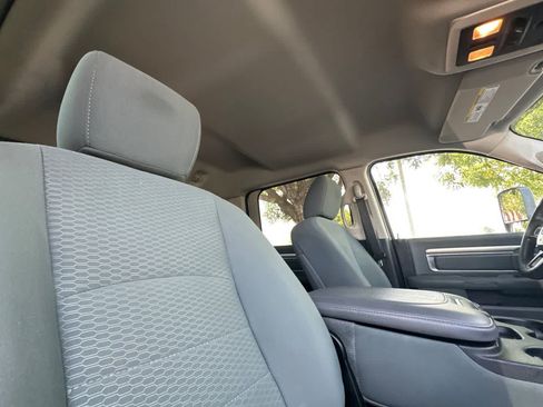 Used 2015 RAM 2500 SLT AWD/4WD image 18