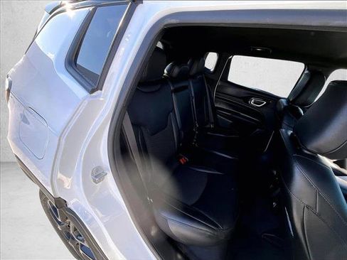 Used 2022 Jeep Compass Altitude image 29