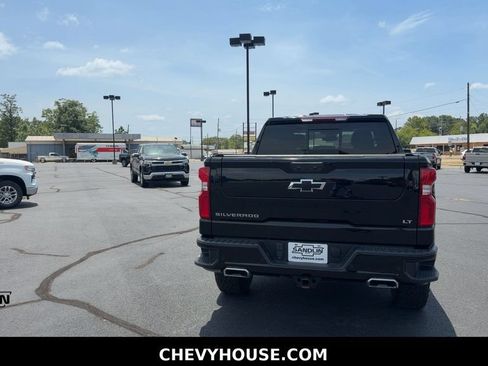 Used 2024 Chevrolet Silverado 1500 LT Trail Boss w/ LT Trail Boss Premium Package AWD/4WD image 8