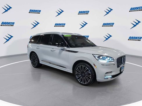 Used 2023 Lincoln Aviator Black Label image 2
