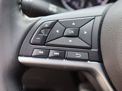 Used 2023 Nissan Sentra SV w/ All-Weather Package FWD image 12