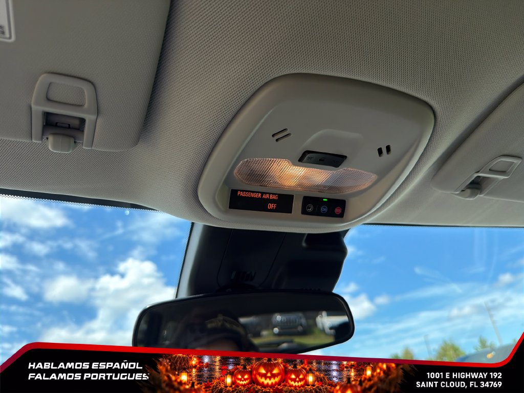 Used 2025 Chevrolet Trax LT w/ Driver Confidence Package FWD image 19