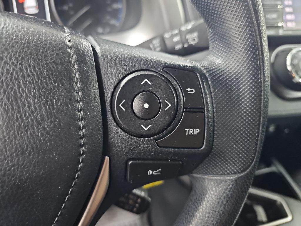 Used 2017 Toyota RAV4 LE w/ All Weather Liner Package AWD/4WD image 20