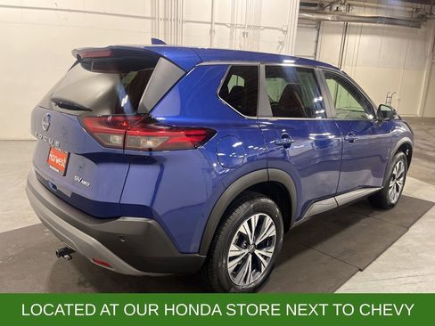 Used 2022 Nissan Rogue SV image 8