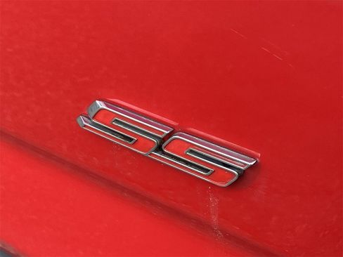 Used 2020 Chevrolet Camaro SS image 33