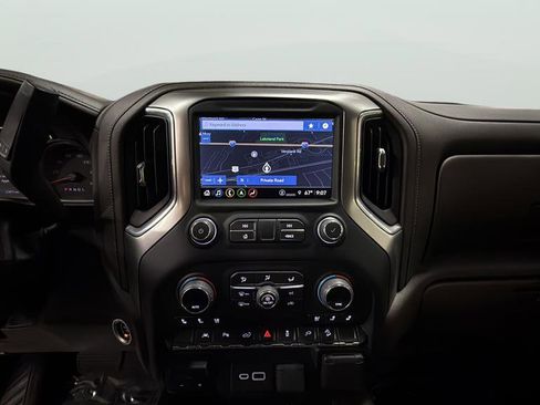 Used 2022 Chevrolet Silverado 1500 LTZ w/ LTZ Premium Package image 18