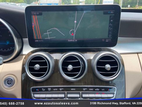 Used 2020 Mercedes-Benz C 300 4MATIC Sedan image 21