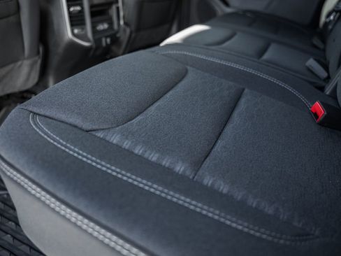 New 2026 RAM 1500 4x4 Crew Cab image 36