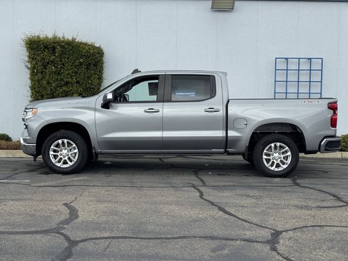 Used 2023 Chevrolet Silverado 1500 LT image 4