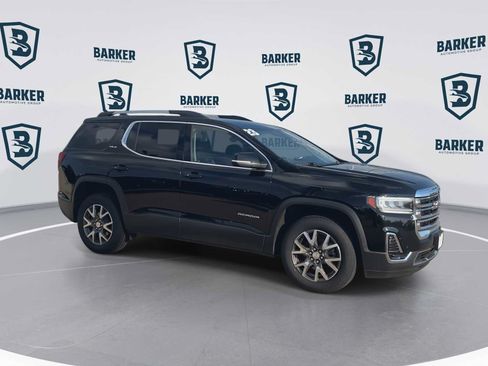 Used 2023 GMC Acadia SLE w/ Infotainment Package AWD/4WD image 2